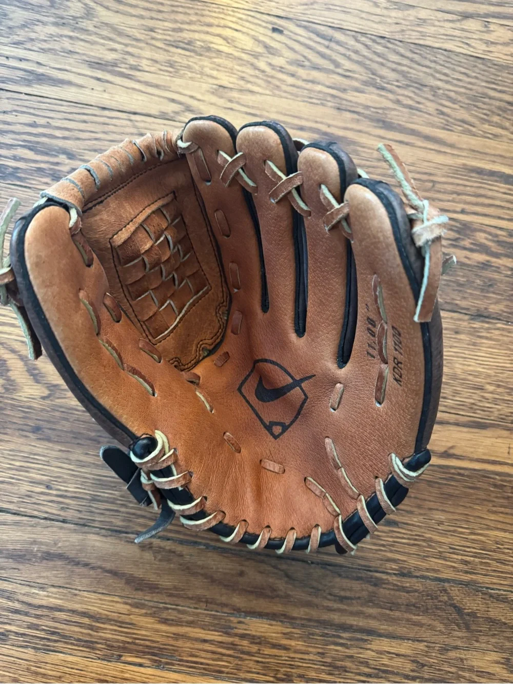 Nike KDR-1200 11” Baseball Softball Glove Right Hand Nike Brown and Tan Leather